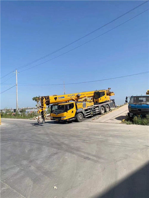 双江县吊车作业时，可能会产生哪些额外收费项目？